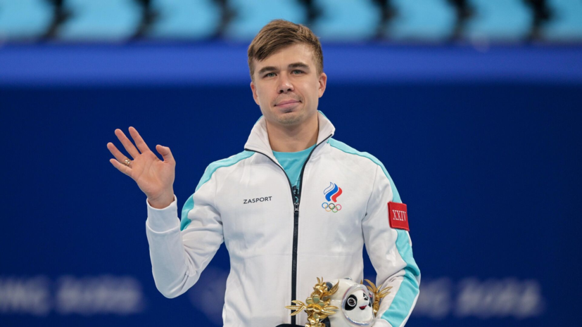 Елистратов признался, что испытывает страх во время поддержек на «Ледниковом периоде»