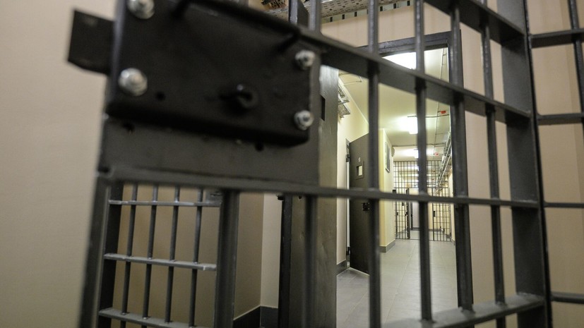 Напавшую с ножом на сверстницу под Красноярском школьницу поместили в изолятор