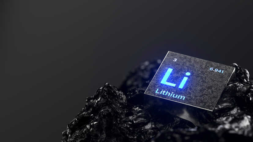 Химик Бутыльский получил премию президента России за технологию получения лития