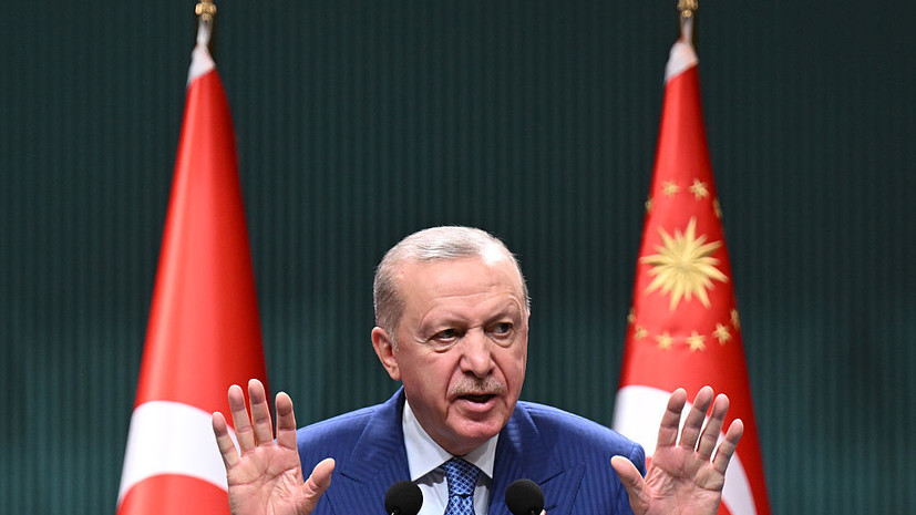 «Фенербахче» поблагодарил президента Турции Эрдогана за трансфер Канте