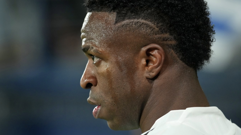 Девушка Винисиуса: я должна согласовывать гинекологическую мазь с физиотерапевтом