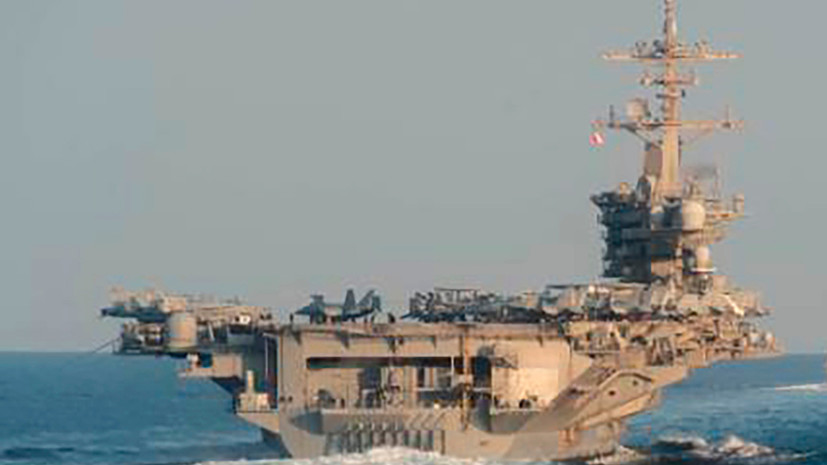 Авианосец ВМС США «Авраам Линкольн» совершил переход в Аравийском море