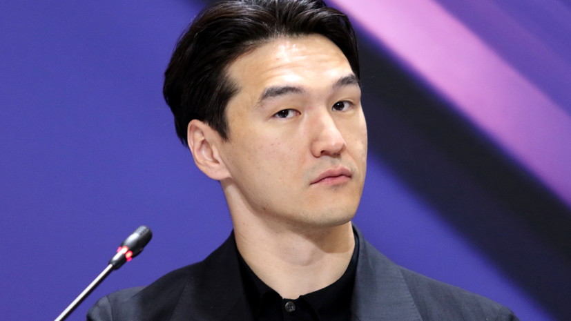 Самолёт с комиком Сабуровым вылетел в Алма-Ату