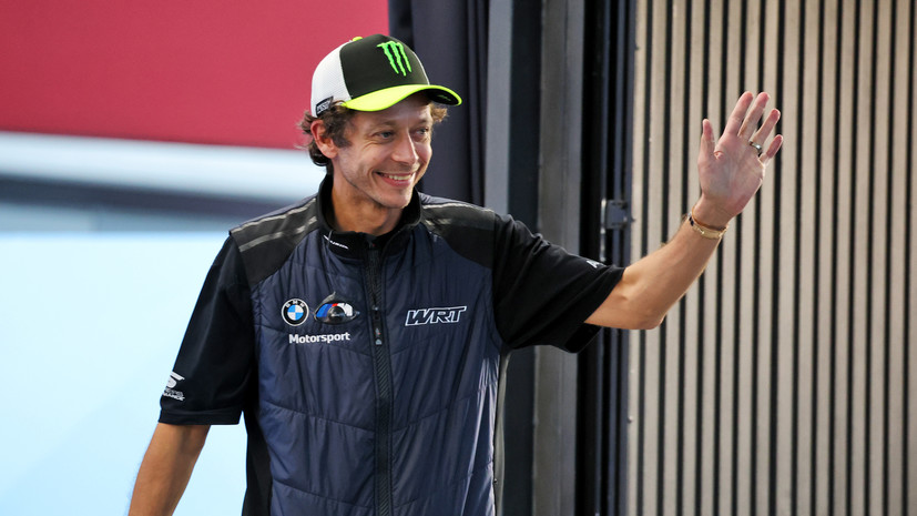 Валентино Росси принял участие в открытии Олимпийских игр в Милане