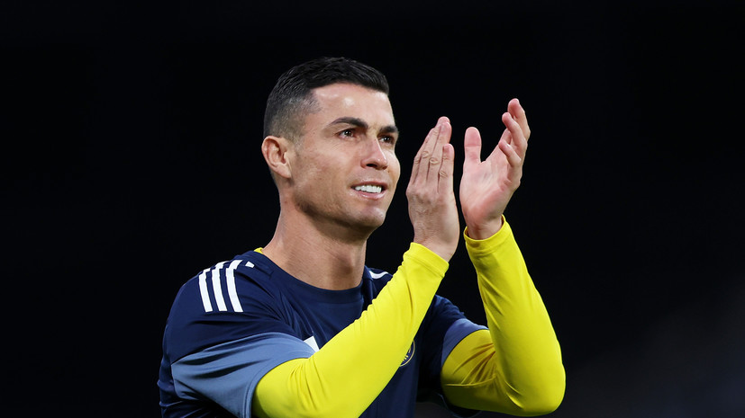 Болельщики «Аль-Насра» устроили акцию поддержки Роналду во время матча