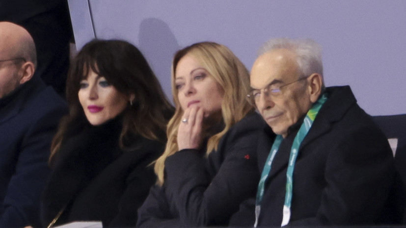 Премьера Италии Мелони заметили дремлющей на церемонии открытия Олимпиады