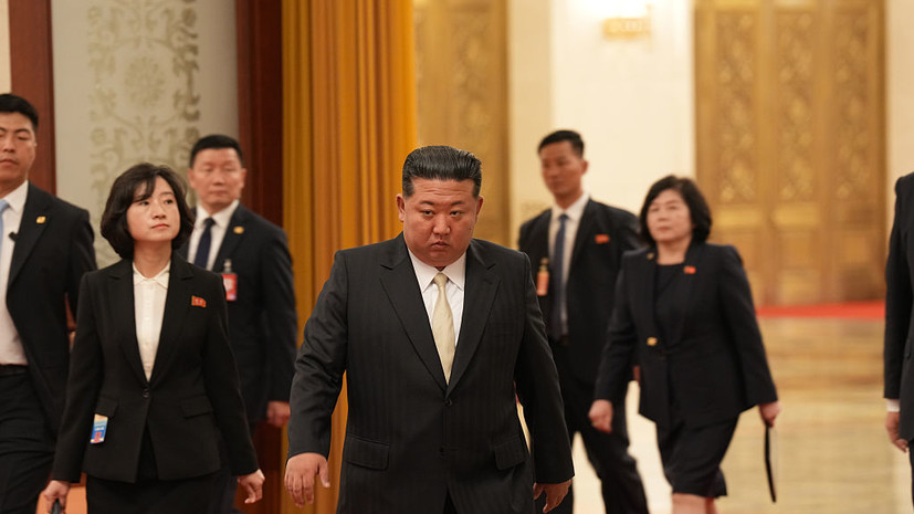 Ким Чен Ын поздравил военных КНДР, проходящих службу «на далёкой чужбине»