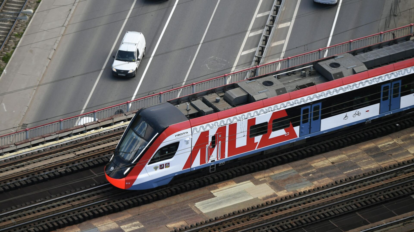 Сбой в графике поездов произошёл на МЦД-2 из-за технической остановки электрички