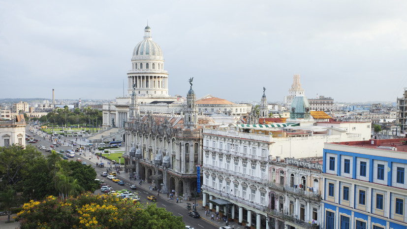 SHOT: туристов из России выселяют из отелей на Кубе из-за топливного кризиса