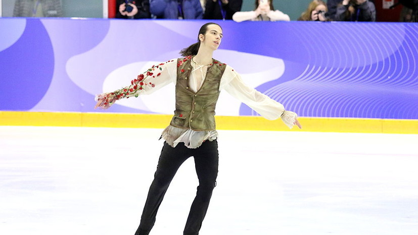 Гуменник оставил прежний костюм после смены музыки в короткой программе