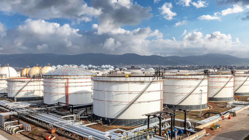 Алипов: поставки нефти России в Индию снизились до 1,2 млн баррелей в сутки