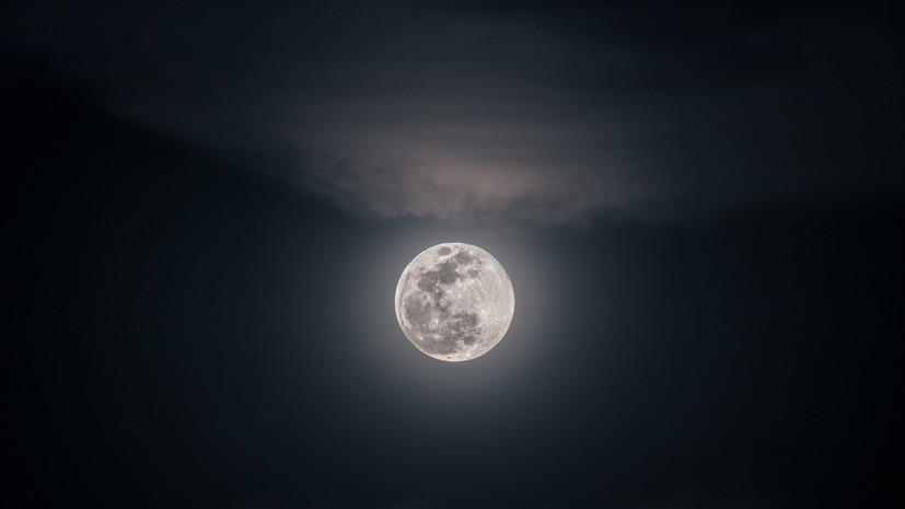 Моргулов: Россия и КНР работают над созданием электростанции для базы на Луне