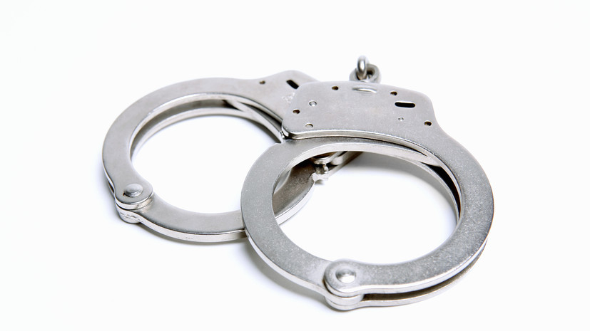 В Калуге по делу о взятках задержаны четыре сотрудника оборонного предприятия