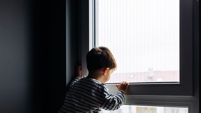 Политолог: закон об эвакуации детей без согласия родителя — попытка запугать украинцев