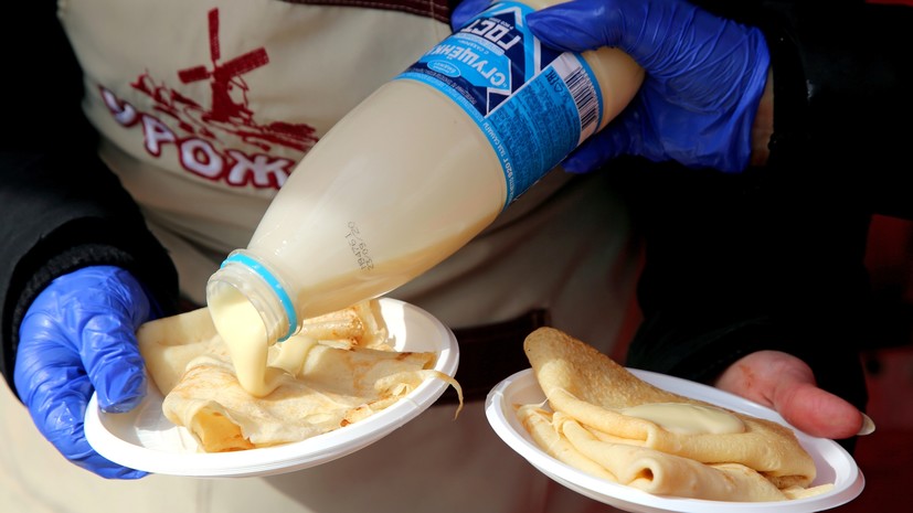 Нутрициолог Ромашина назвала сгущёнку самой вредной начинкой для блинов