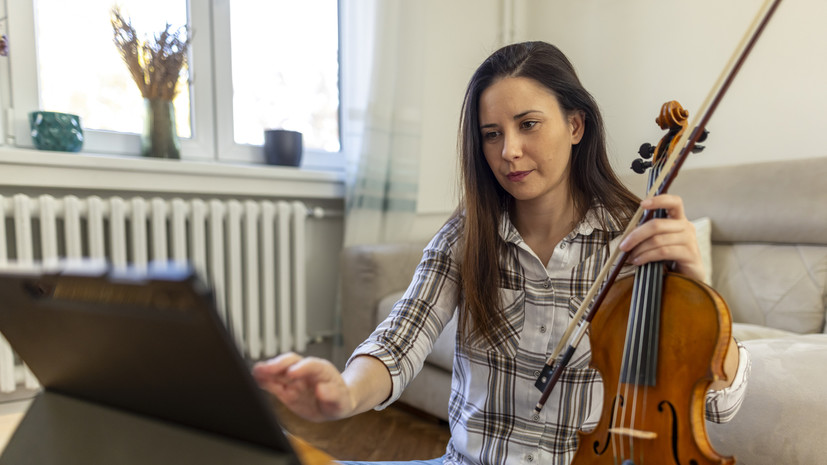 Россиянам рассказали, что обучение новым навыкам развивает интеллект