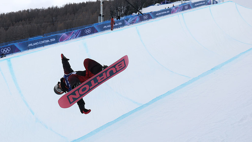 У китайской сноубордистки не выявили перелом позвоночника после падения на Играх