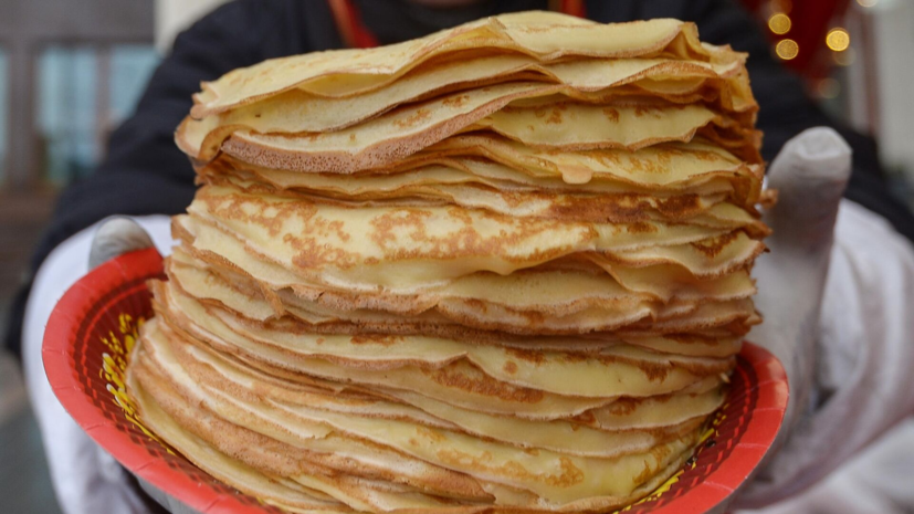 Историк: традиция печь блины на Масленицу связана с обрядом «выманивания» весны