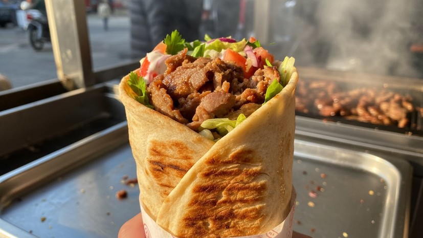 Стало известно, какую шаурму предпочитают россияне