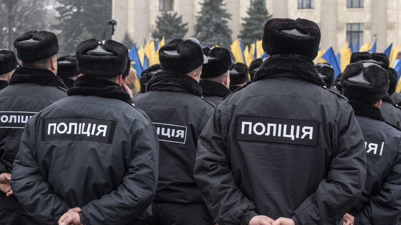 «СТРАНА.ua»: мужчина умер во время задержания полицией в Киеве