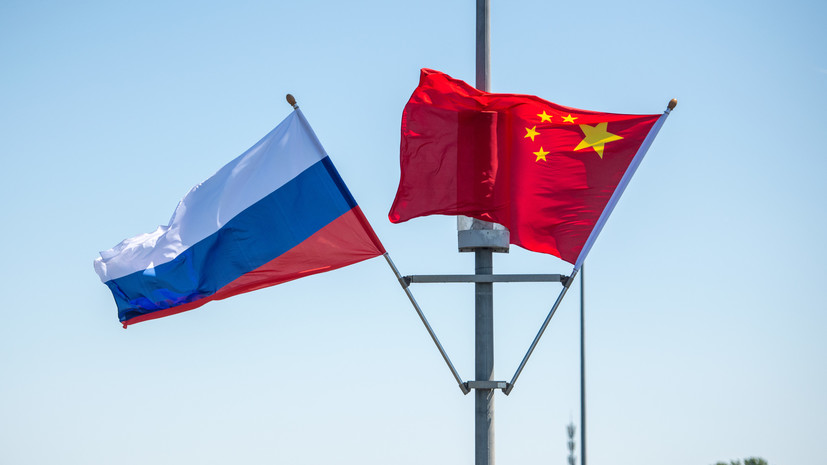 Bloomberg: Пекин усиливает поддержку Москвы в украинском конфликте