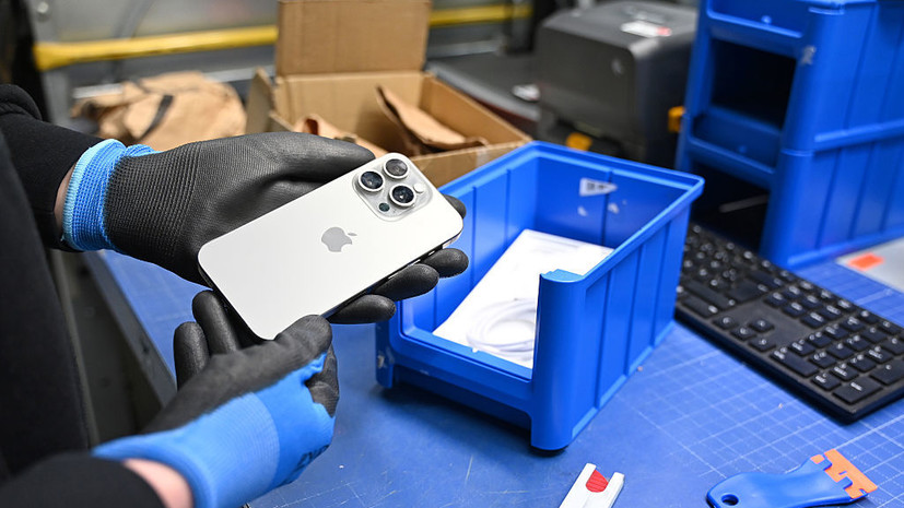 ИТ-эксперт Зыков пояснил, как защитить данные телефона при передаче в ремонт