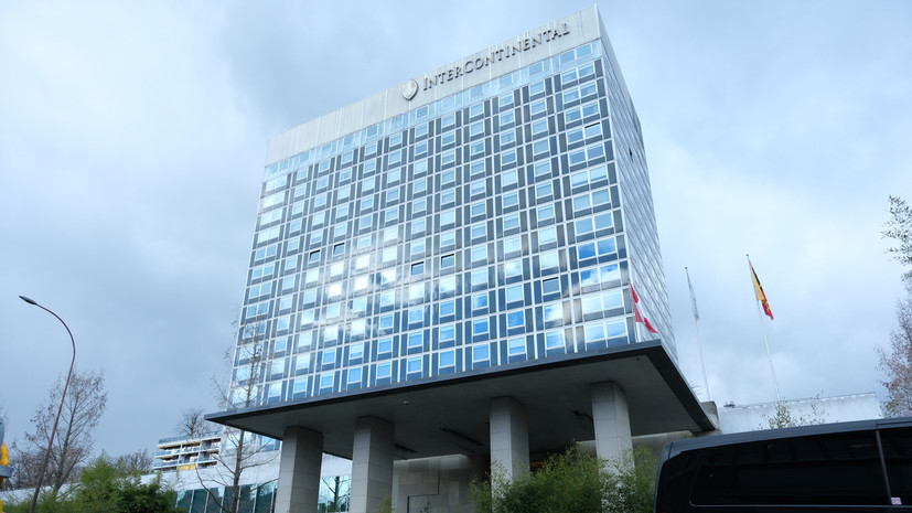 Российские дипломаты покинули место переговоров в Женеве