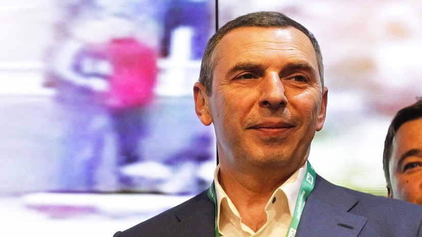 «СТРАНА.ua»: друг Зеленского Шефир покинул Украину