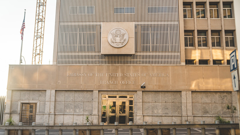 В посольстве США в Израиле опровергли задержание Карлсона в Тель‑Авиве