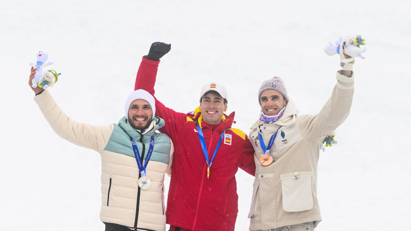 «Надо делать вещи»: Филиппов завоевал серебро в ски-альпинизме в мощнейший снегопад и принёс России первую медаль Игр