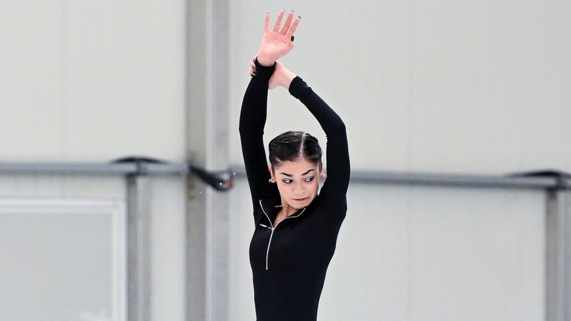 Петросян побила личный рекорд на соревнованиях ISU по сумме двух программ