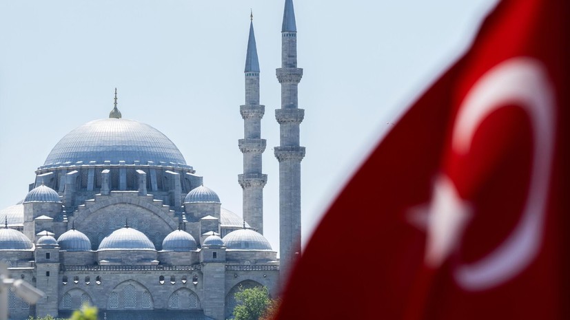 В Турции задержали итальянского журналиста, работавшего в Донбассе