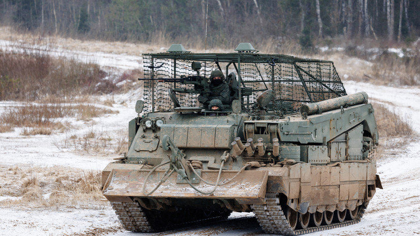 ВС России получили модернизированные БРЭМ-80