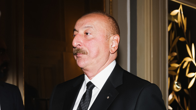 Посольство Азербайджана: протестующие в США пытались атаковать машину Алиева