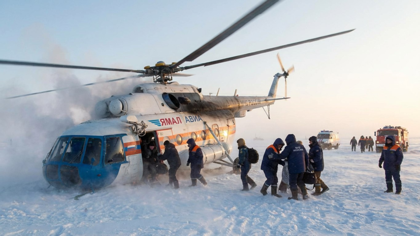 RT: в ЯНАО вертолёт с 10 пассажирами на борту совершил жёсткую посадку