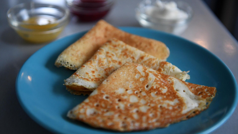 Россиянам разъяснили, можно ли отравиться блинами