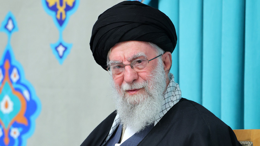 NYT: в Иране разработали план на случай гибели Хаменеи и удара США