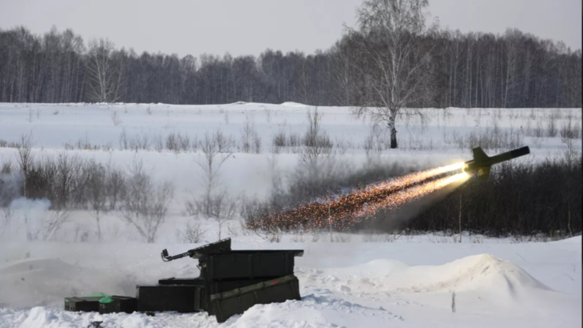 Силы ПВО за час сбили 11 летевших к Москве беспилотников