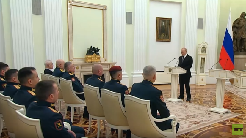 Путин поблагодарил военных за грамотные и смелые действия в зоне СВО