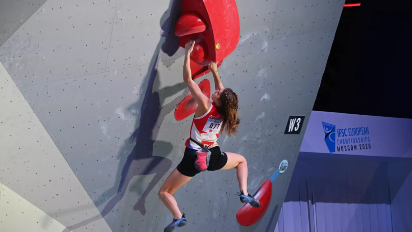 Международная федерация скалолазания допустила россиян к турнирам в нейтральном статусе