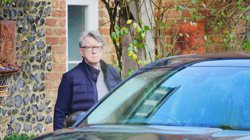 Times: полиция задержала связанного с Эпштейном экс-посла Британии Мандельсона