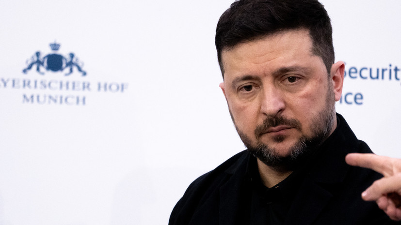 В сети появились фотографии из бункера Зеленского на Банковой