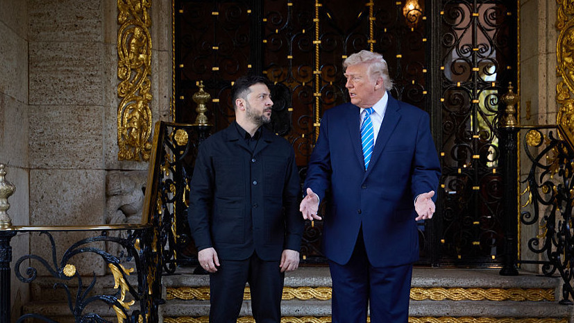 CNN: Зеленский уговаривает Трампа остаться на стороне Украины