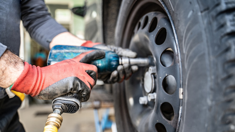 Бизнес-консультант Русяев предупредил о росте цен на сезонную замену шин