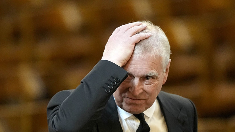 Sun: экс-принцу Эндрю запретили кататься на лошади после задержания