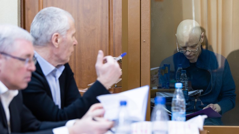 Для бывшего ректора БФУ запросили 6,5 лет колонии за хищение 35 млн рублей