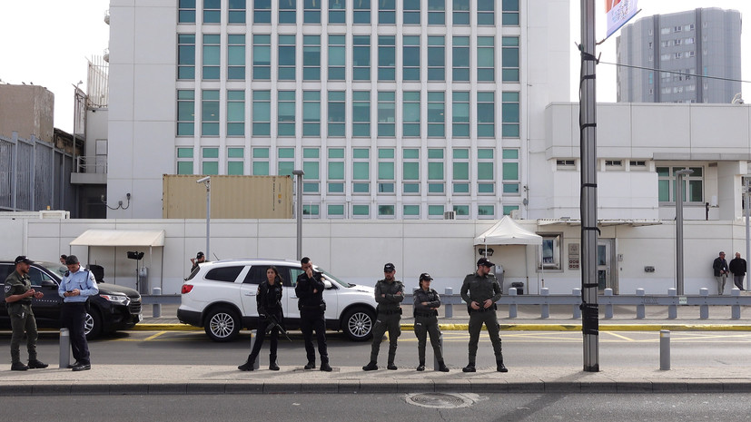 Госдеп США предписал вывезти ряд дипломатов из Израиля из-за угрозы безопасности