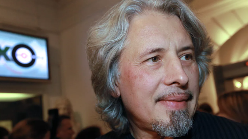 Роман Сорокина «Голубое сало» снят с продажи в России