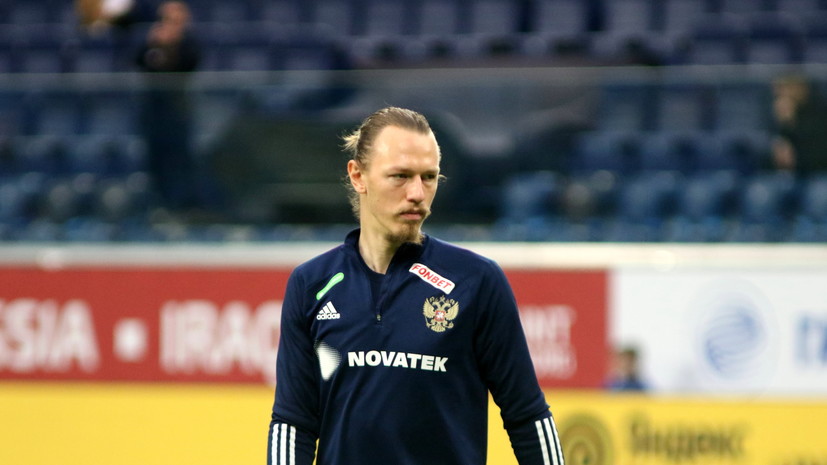 Энрике считает Сафонова умным и топовым вратарём