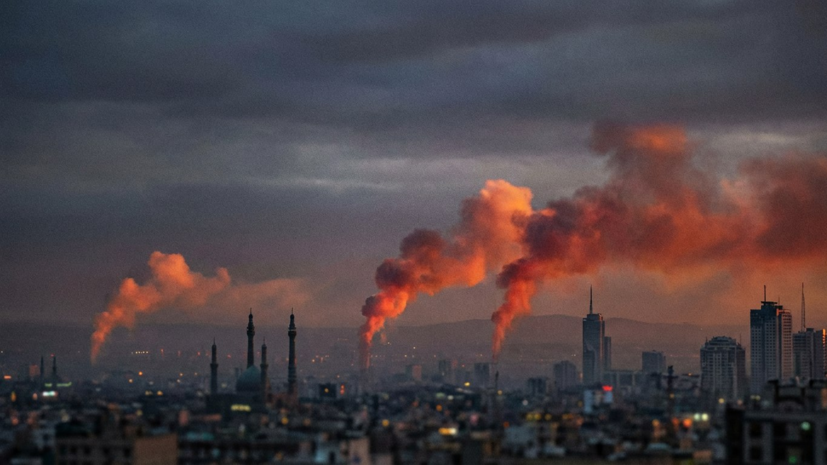 Mehr: взрывы слышны в Тегеране и Кередже